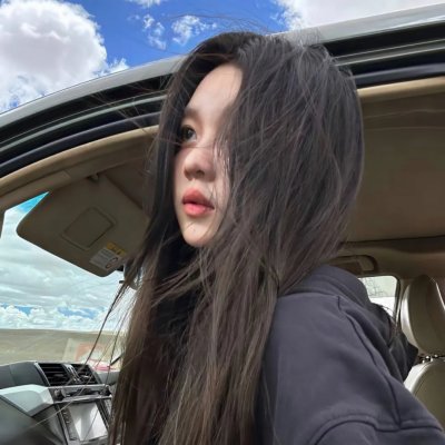 小妮扛枪